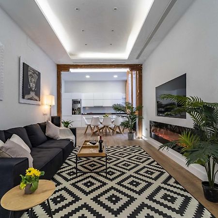 Exclusive Luxury Apartment In Central Мадрид Экстерьер фото