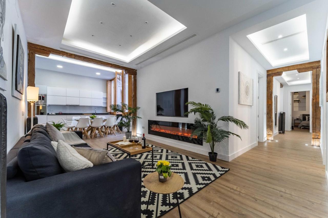 Exclusive Luxury Apartment In Central Мадрид Экстерьер фото