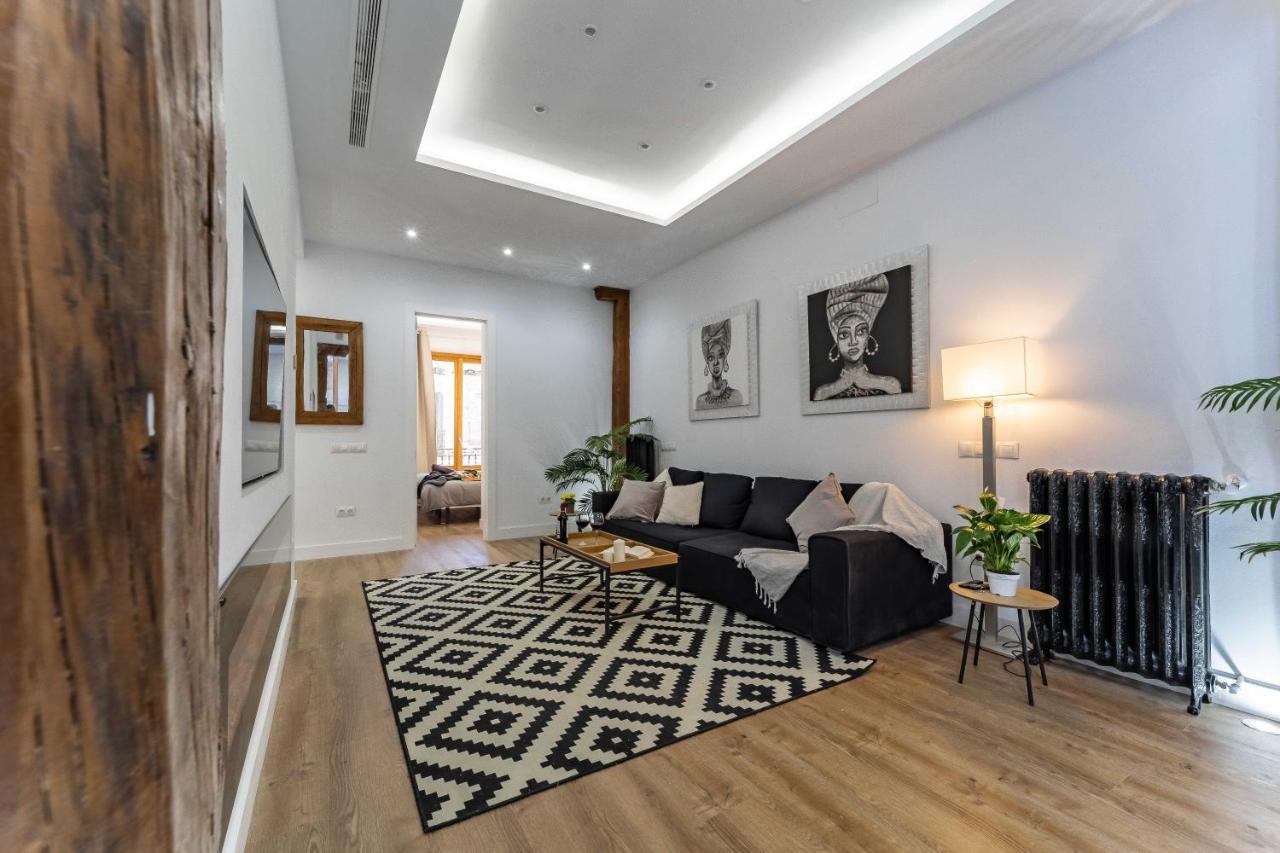 Exclusive Luxury Apartment In Central Мадрид Экстерьер фото